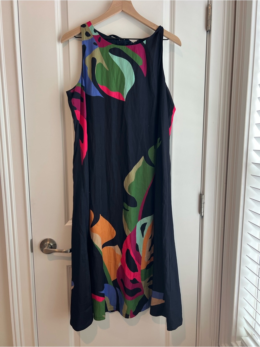 Sleeveless Navy Dress with Multicolor Abstract Print